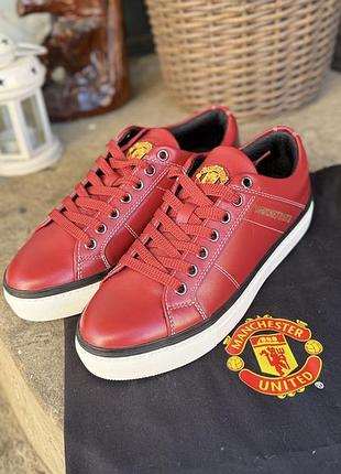 Кросівки унісекс fc manchester united червоні