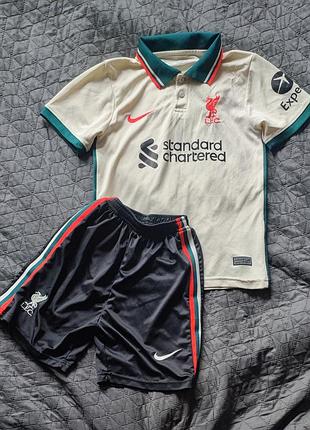 Футбольна форма nike lfc liverpool футболка шорти