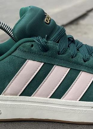 Кросівки жіночі adidas original зелені 38 розмір замша