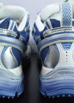 Off white. 3