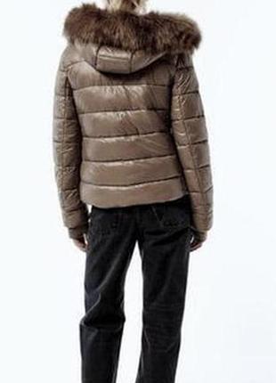 Лекгкий пуховик zara 2