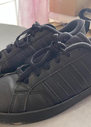 Кеди унісекс adidas чорні, розмір 38