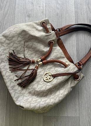 Сумка-мішок жіноча michael kors бежева з коричневим