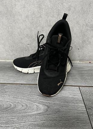 Кросівки жіночі puma чорні, розмір 38.5, довжина устілки 24.5 см