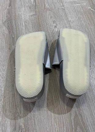 Жіночі шльопанці adidas y3 7