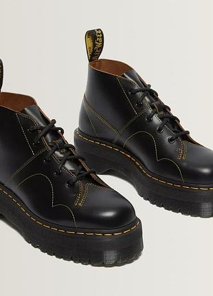 Чорні шкіряні черевики на платформі на товстій підошві dr. martens church quad