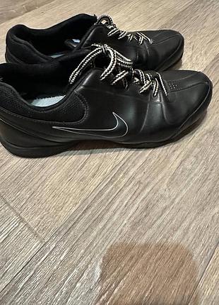 Кроссовки nike