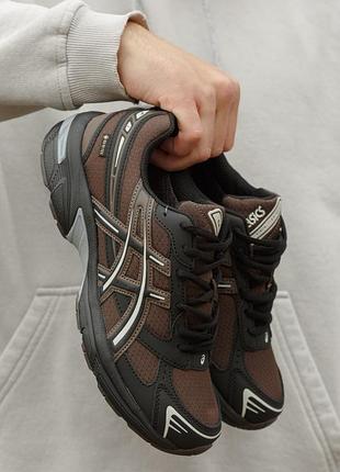 Кросівки чоловічі asics gel-1130 gore-tex brown / 44 та 45 розмір в наявності
