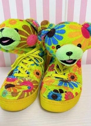 Кросівки adidas js bear flower power из коллаборации adidas originals x jeremy scott
під  замовлення ❗️❗️❗️