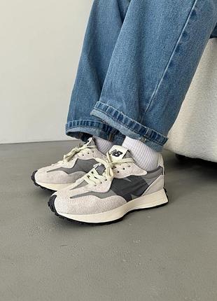 Кроссовки женские new balance 327 grey logo