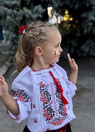 Вишиванка для дівчинки 104 розмір