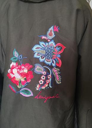 Куртка з вишивкою 5