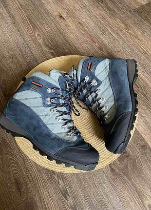 Трекінгові зимові черевики trezeta gore-tex італія 40.5 40 устілка 25 см.
