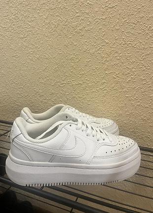 Кросівки жіночі nike court vision alta white білі, розмір 37,5 (23,5 см)