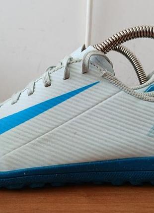 Кроссовки сороконожки фирми nike оригинал