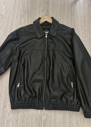 Кожана куртка pull&bear 3