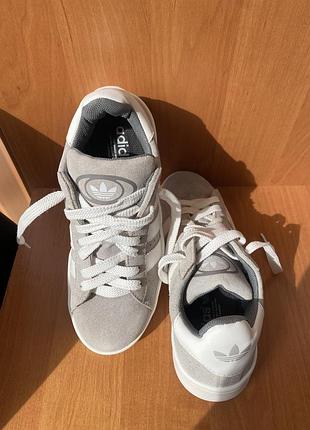 Кросівки жіночі adidas campus 2