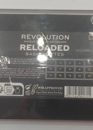 Набори декоративної косметики makeup revolution reloaded basic mattes палетка тіней, 15 матових відтінків 3