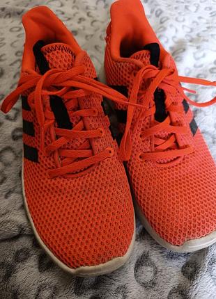Кросівки жіночі adidas помаранчеві