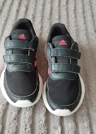 Кросівки для дівчинки adidas чорні, розмір 34