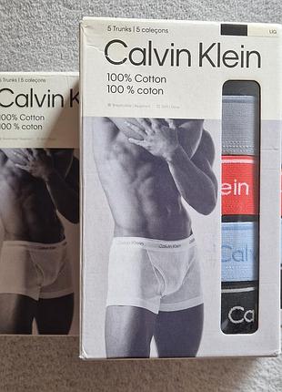 Набор из 5 мужских боксеров
calvin klein cotton classics trunks с эластичным поясом укороченные
размер м и л
боксери боксерки труси