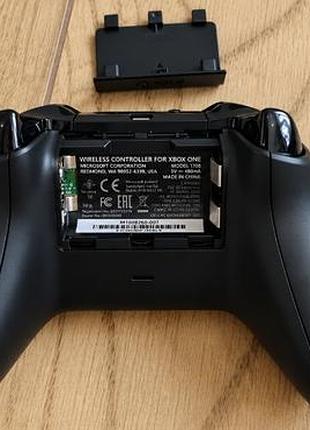 Оригинальный беспроводной геймпад (джойстик) xbox wireless controller (модель 1708). для xbox one s/x, а также идеально подходит для xbox series x/s, 5