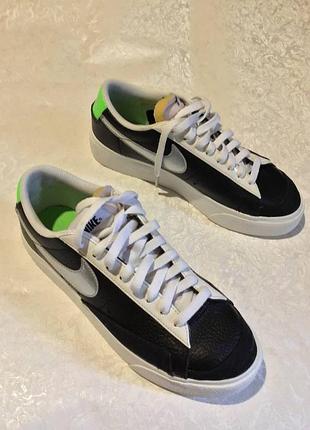 Кроссовки
nike blazer low platform