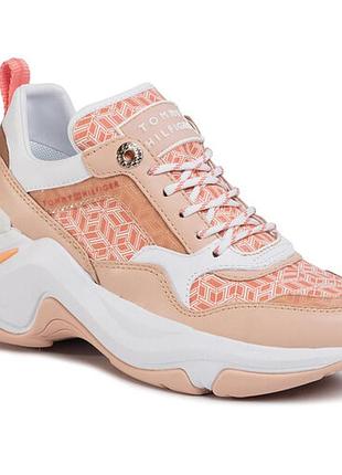 Жіночі кросівки бренд оригінал tommy hilfiger internal wedge monogram sneaker р. 39. (25 см)