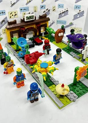 Конструктор растения против зомби, 640 деталей plants vs. zombies d7702