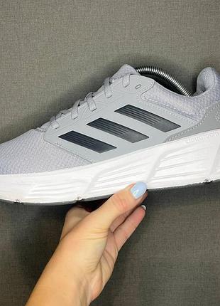 Кроссовки adidas 46 р