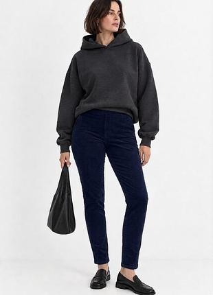 Стильные и удобные вельветовые брюки/джеггинсы george (eur 46 / u9 18) - темно-синий цвет