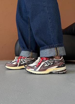 Кросівки жіночі new balance 1906a grey/burgundy extreme laces