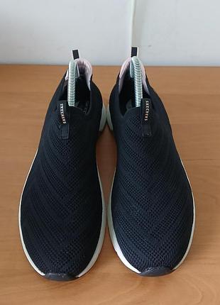 Крлссовки фирми skethers оригинал 3