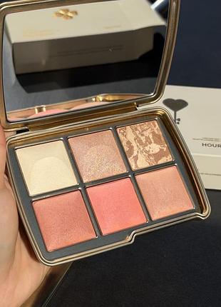 Лімітовані палетки hourglass ambient lighting новинка 2026 року