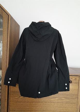 Куртка на замке с капюшоном 2