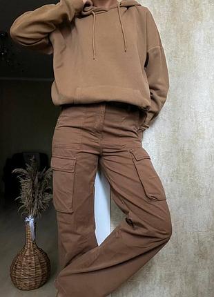 Карамельні брюки карго від bershka 6