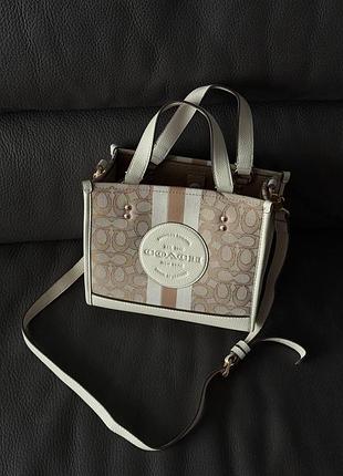 Coach dempsey tote in signature jacquard with stripe [крафтова коробка] 20 х 23 х 10