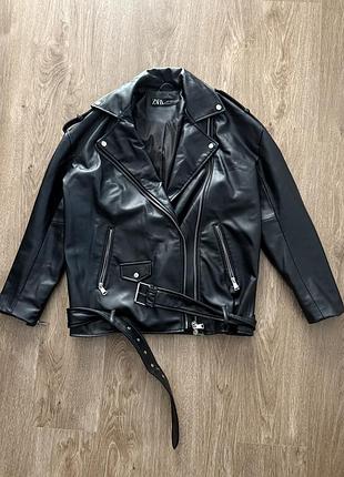 Куртка жіноча zara косуха чорна, розмір xs/s