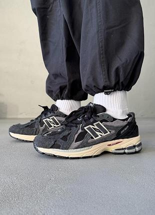 Кроссовки женские new balance 1906d protection pack black/grey