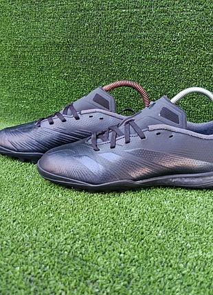 Футбольные подростковые сороконожки adidas predator league