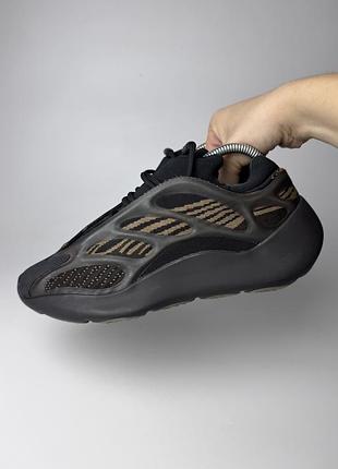Кросівки adidas yeezy 700 4