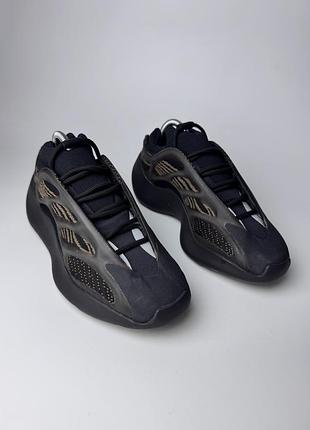 Кросівки adidas yeezy 700 3