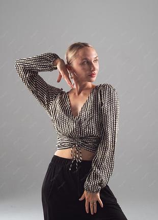 Жіночий кроп-топ h&m в смужку, розмір м