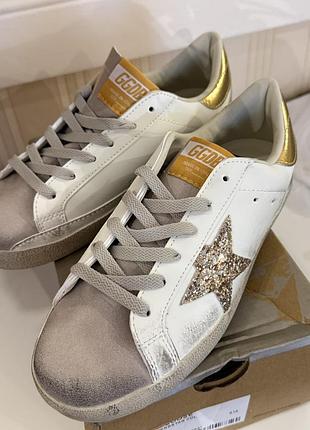 Кеди жіночі golden goose superstar білі з золотистим