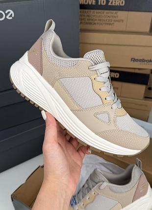 Стильні класичні кросівки skechers bobs sparrow