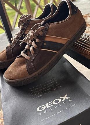 Черевики чоловічі geox respira коричневі замшеві
