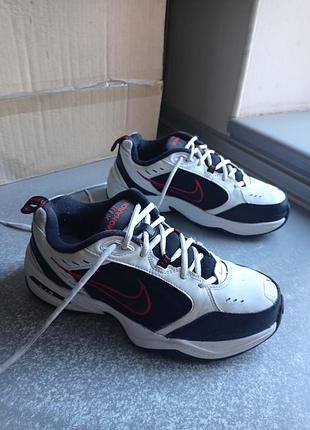 Кросівки шкіряні nike air monarch iv