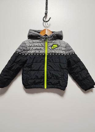 Зимняя теплая куртка nike оригинал