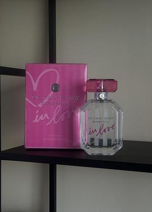 Bombshell in love
