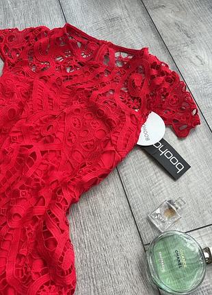 Вишукана мереживна сукня boohoo